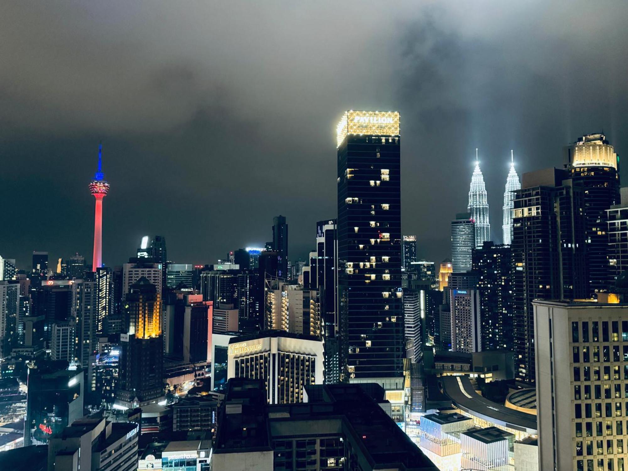 Luxury Suites At Axon Residence クアラルンプール エクステリア 写真